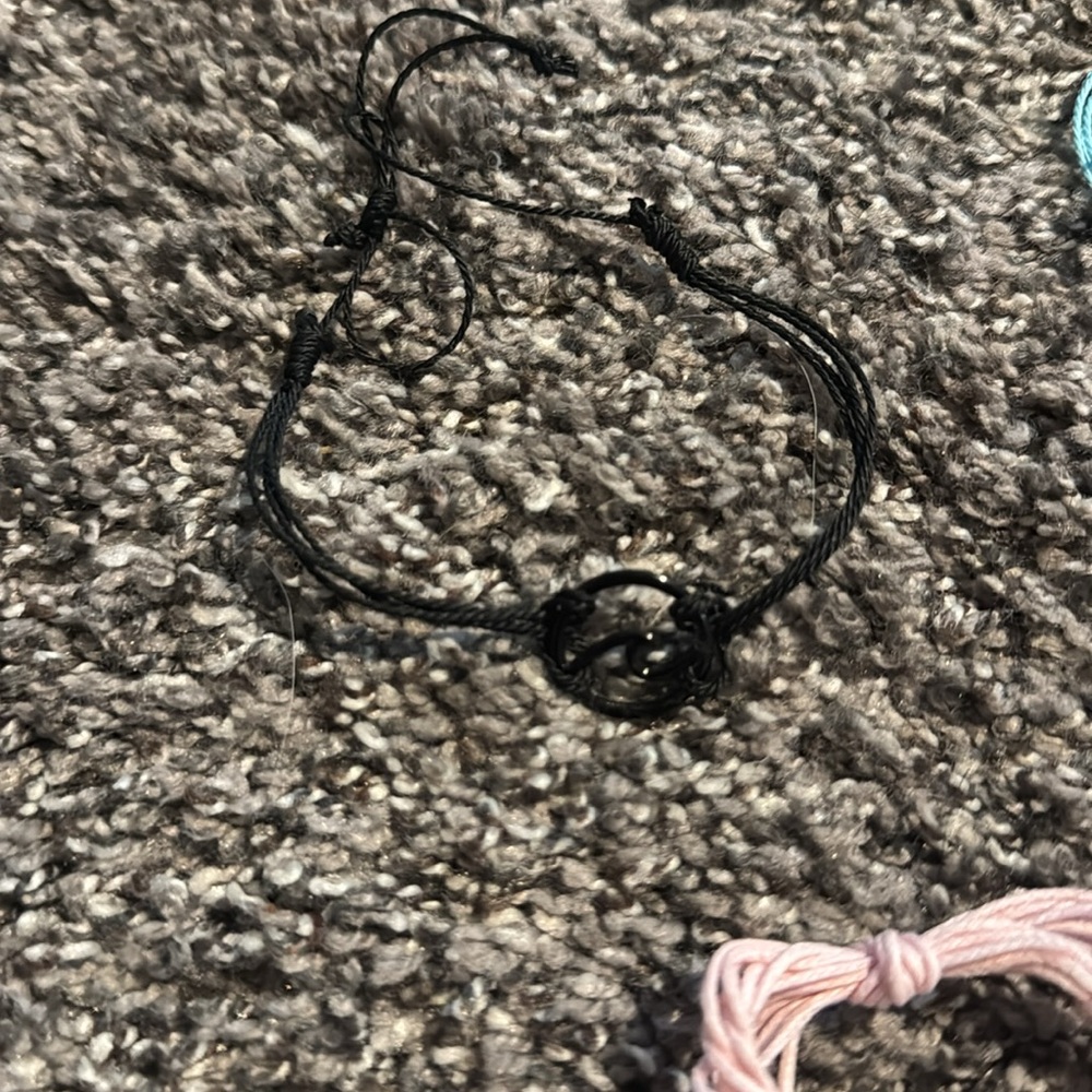 Colorful String Bracelets Set - Picture 7 of 10